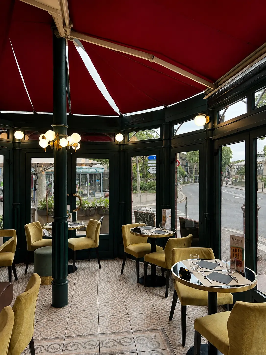 La salle de la Brasserie La Rotonde à Narbonne